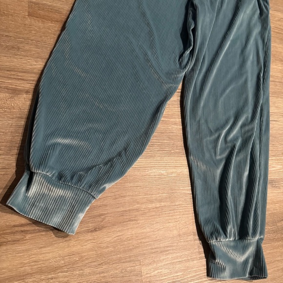 Victoria's Secret Teal Velour Joggers - Picture 5 of 5